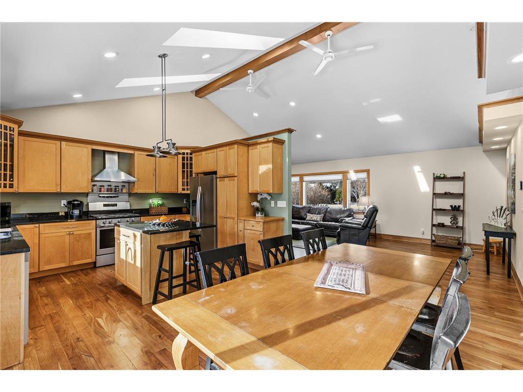 1432 Rose Place Roseville MN 55113 6812077 image6