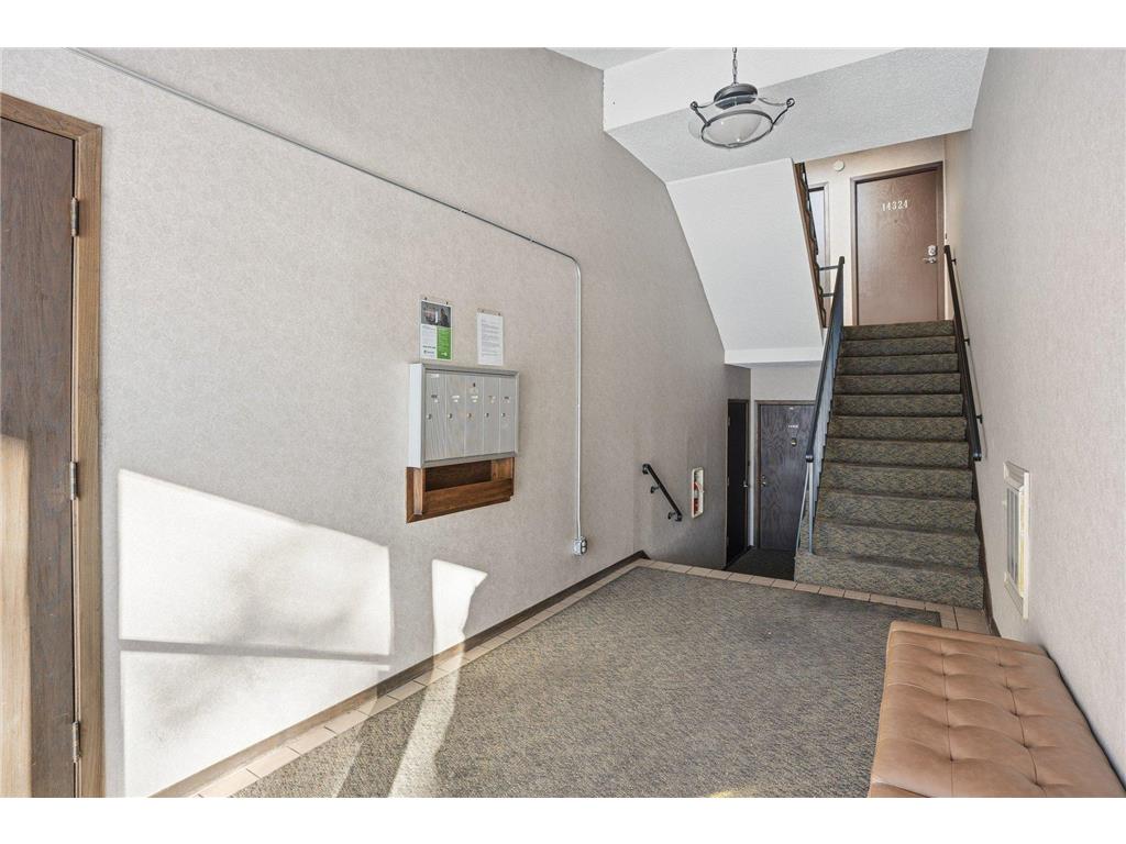 14326 Fairway Drive Eden Prairie MN 55344 7000060 image25