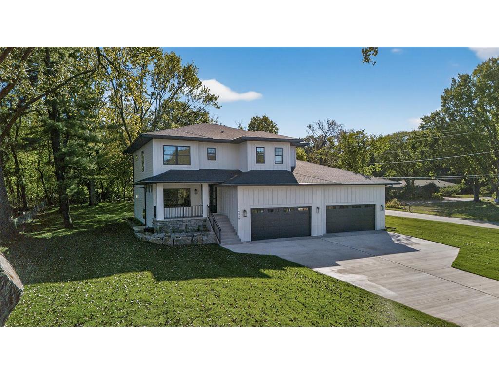 14329 Prince Place Minnetonka MN 55345 6807769 image1