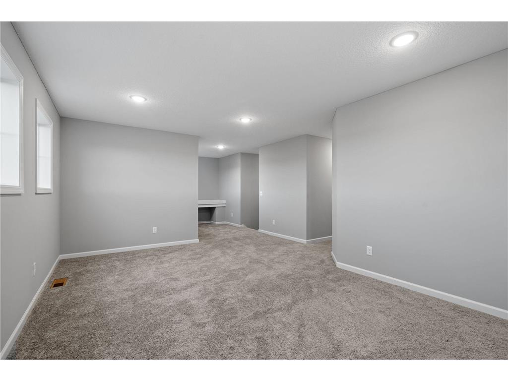 1433 192nd Avenue East Bethel MN 55011 7000706 image13