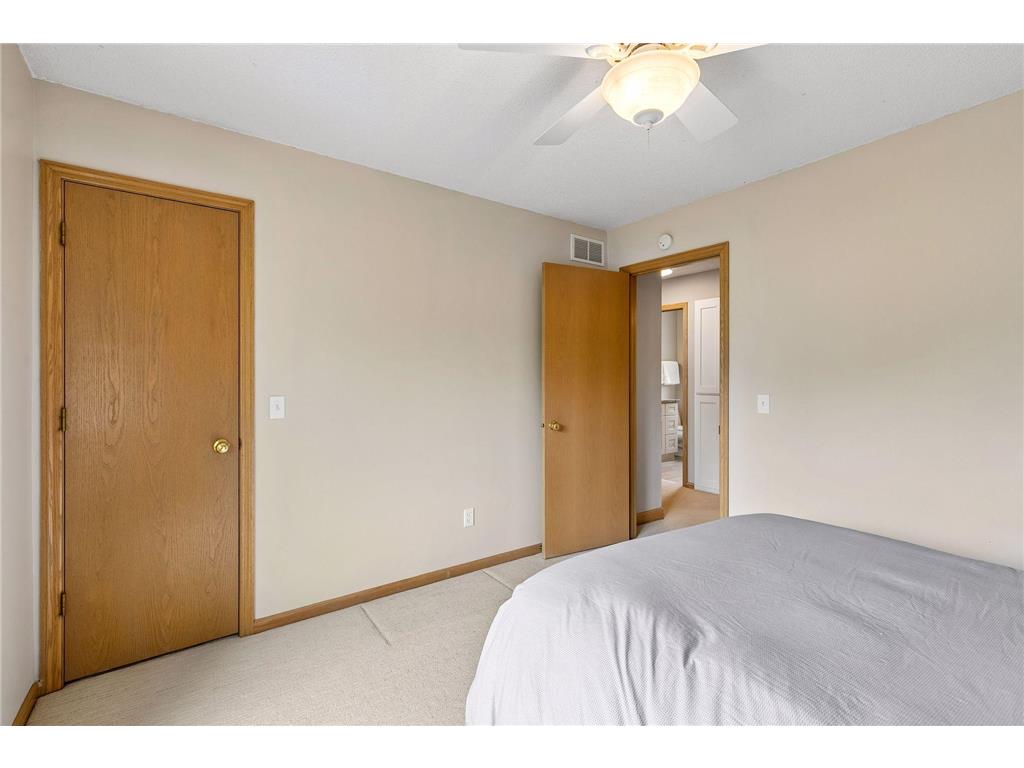 1433 Appaloosa Trail Eagan MN 55122 7080756 image32