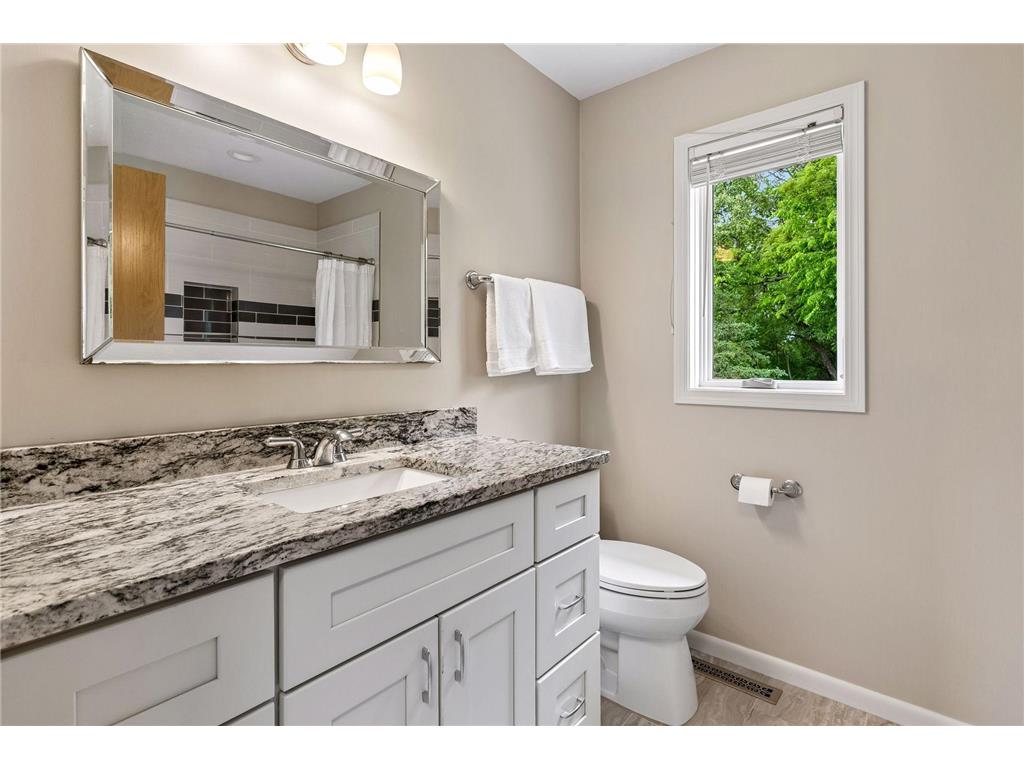 1433 Appaloosa Trail Eagan MN 55122 7080756 image35