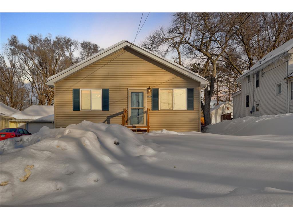 1433 Central Avenue N Faribault MN 55021 6304937 image1