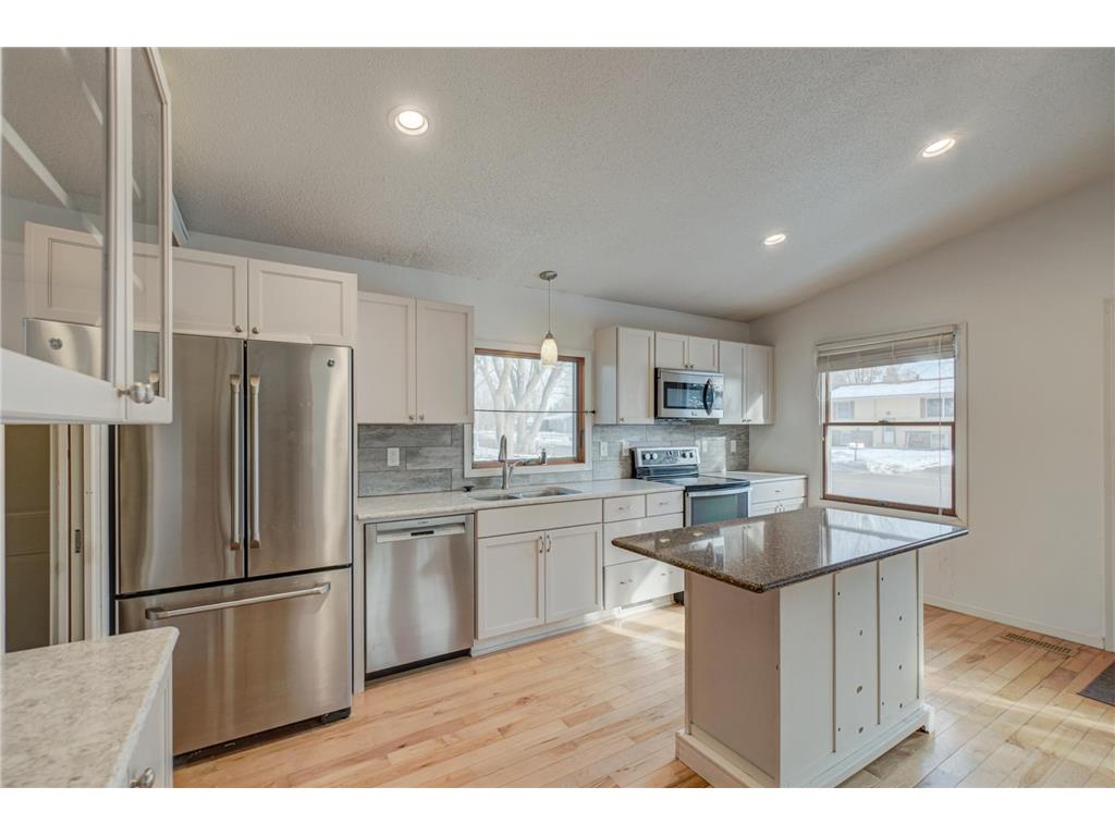 14334 Upper 56th Street N Oak Park Heights MN 55082 6826509 image2