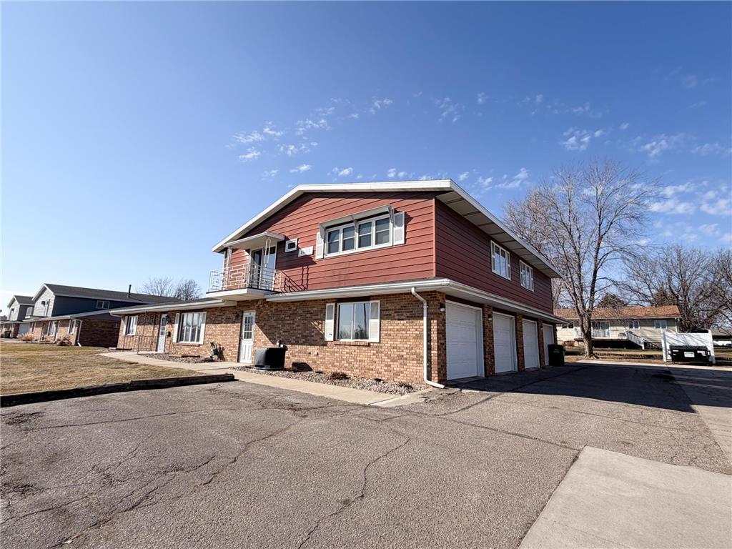 1434 1st Avenue SW #3B Worthington MN 56187 7020870 image1