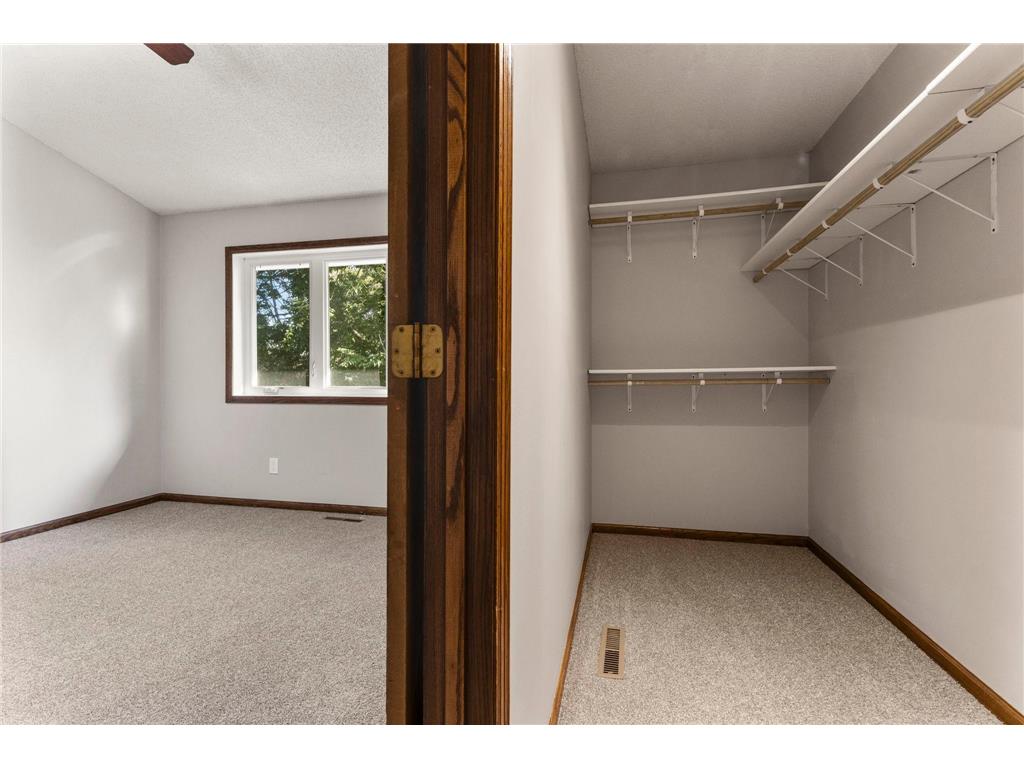 1434 Eastlake Drive Chaska MN 55318 7111238 image17