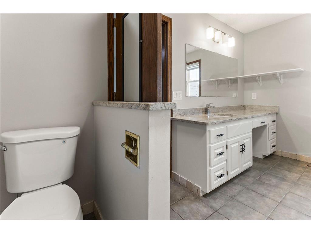 1434 Eastlake Drive Chaska MN 55318 7111238 image21