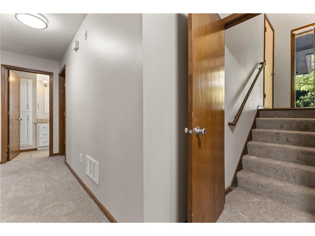 1434 Eastlake Drive Chaska MN 55318 7111238 image23