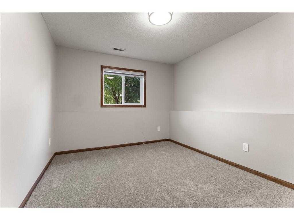 1434 Eastlake Drive Chaska MN 55318 7111238 image26