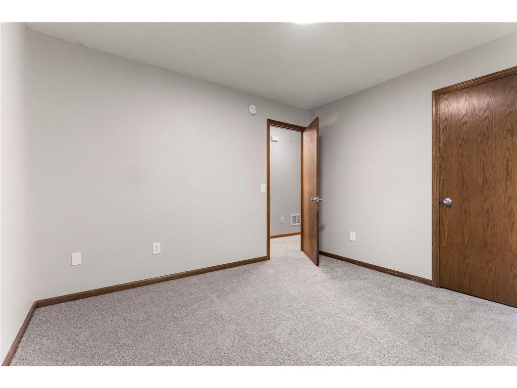 1434 Eastlake Drive Chaska MN 55318 7111238 image30