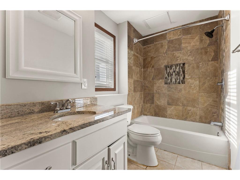 1434 Eastlake Drive Chaska MN 55318 7111238 image31