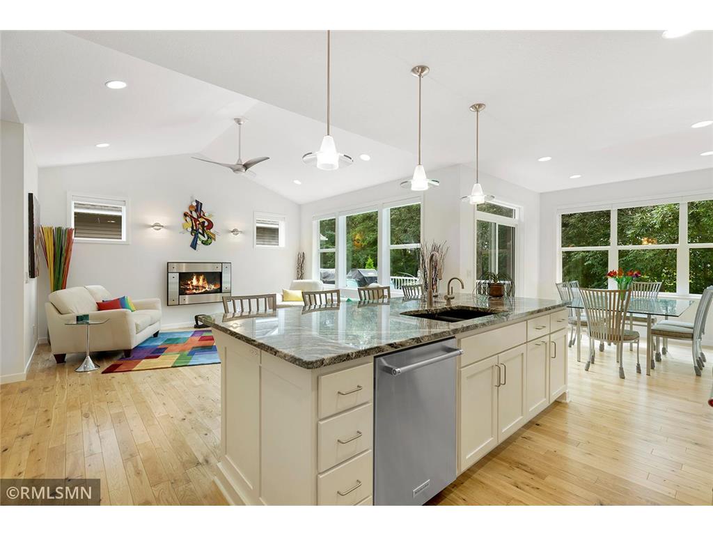 14345 Shore Crest Drive NW Prior Lake MN 55372 6593103 image1