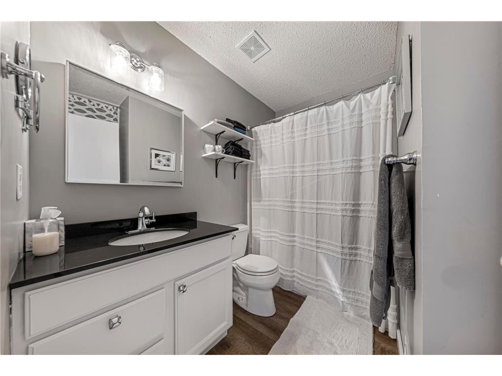 1435 Springwood Lane Faribault MN 55021 7060914 image25