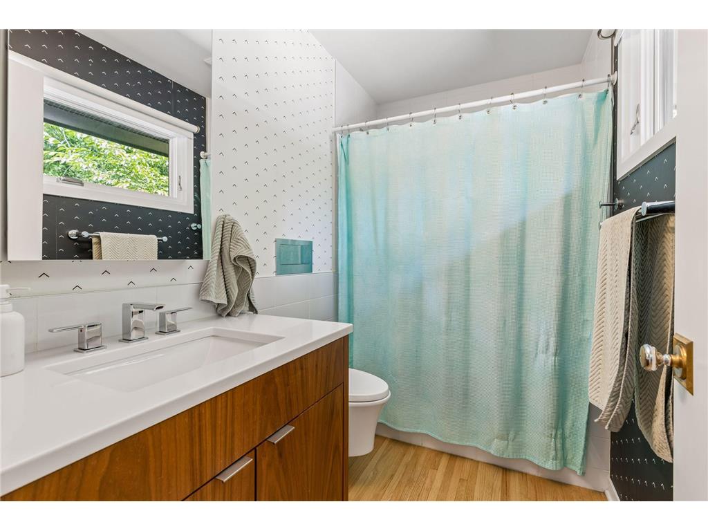 1435 Tyrol Trail Golden Valley MN 55416 7086880 image23