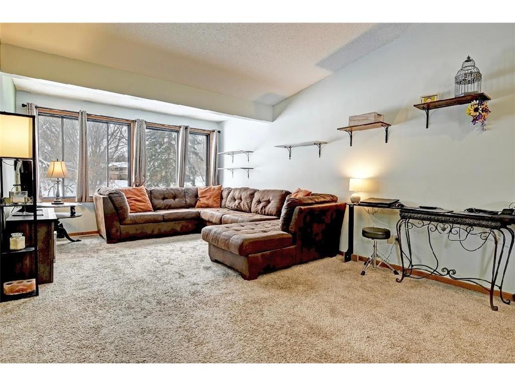 14351 Glenda Drive Apple Valley MN 55124 6818685 image9