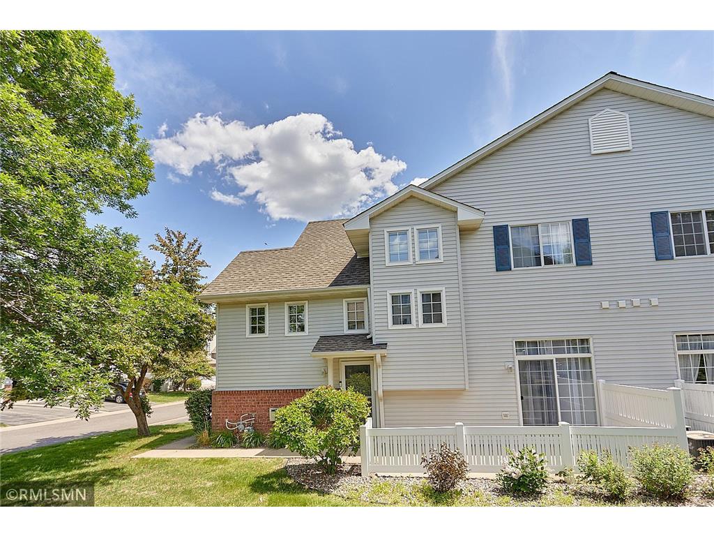 14351 Wilson Drive, Eden Prairie, MN 55347 MLS 6243011 Edina Realty