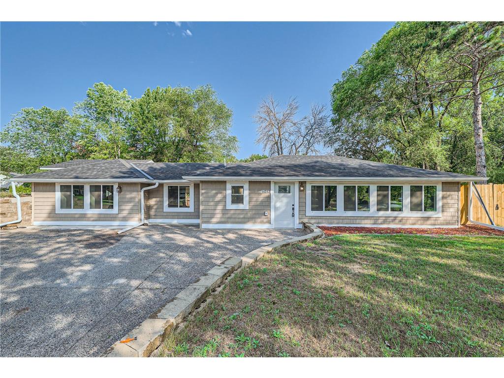 14352 Crosstown Boulevard NW Andover MN 55304 6409803 image1