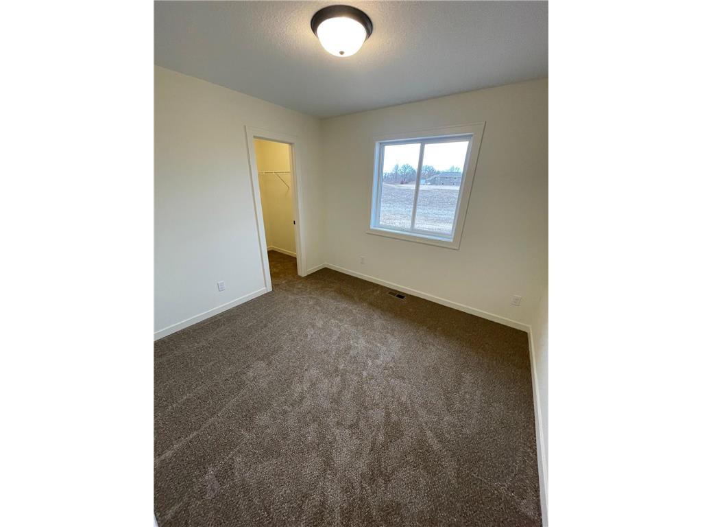 1436 34th Avenue SW Cambridge MN 55008 7082808 image11