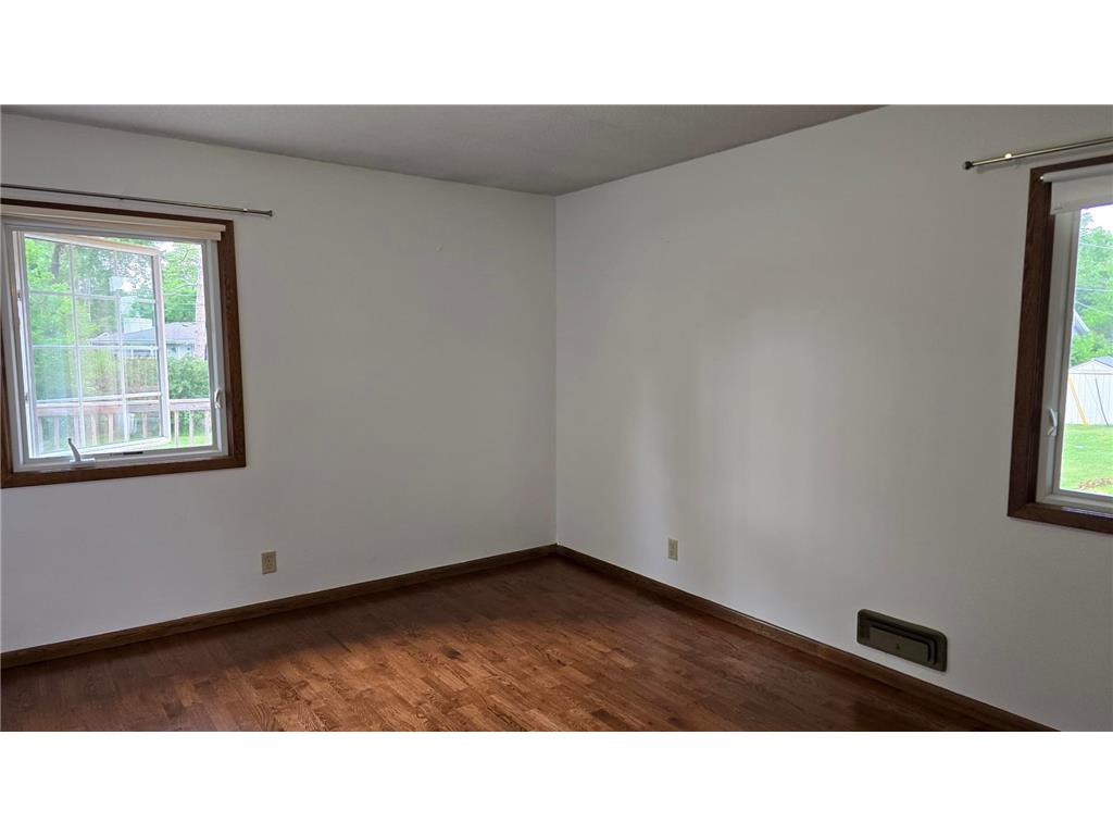 1436 E Old Shakopee Road Bloomington MN 55425 7056330 image16