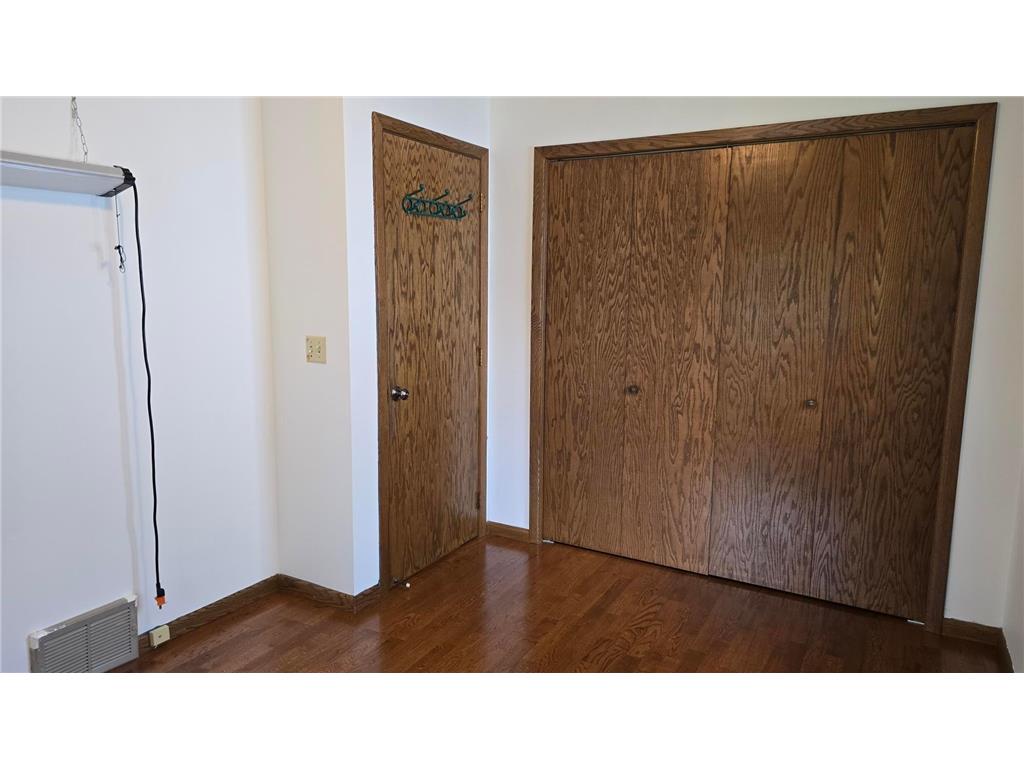 1436 E Old Shakopee Road Bloomington MN 55425 7056330 image17