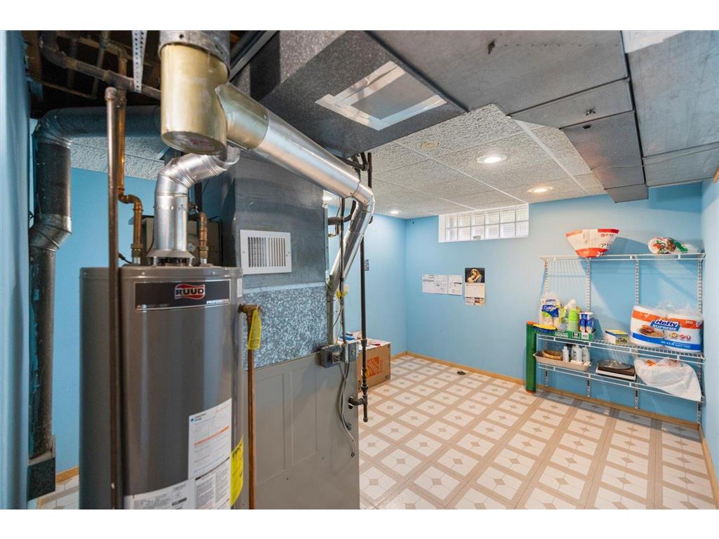 1436 E Old Shakopee Road Bloomington MN 55425 7056330 image38