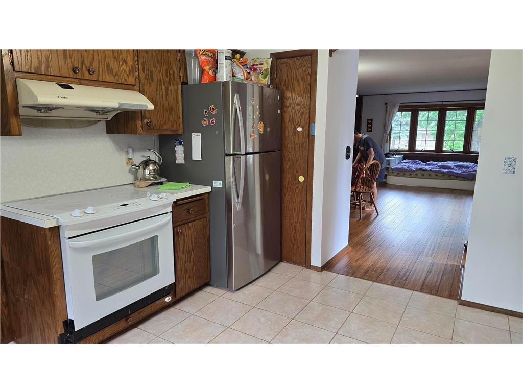 1436 E Old Shakopee Road Bloomington MN 55425 7056330 image8