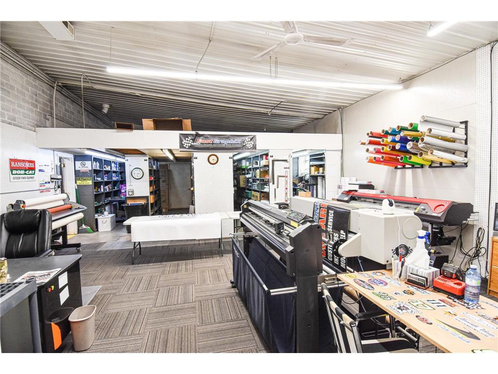 1436 Main Avenue N Thief River Falls MN 56701 6693440 image11