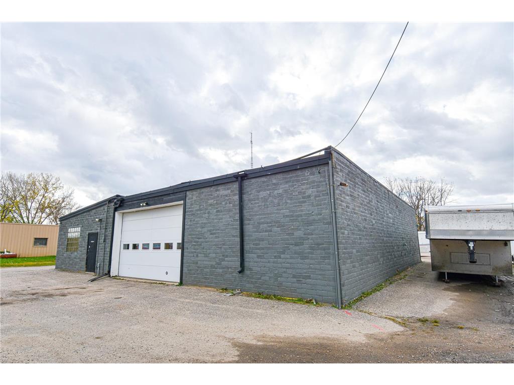 1436 Main Avenue N Thief River Falls MN 56701 6693440 image23