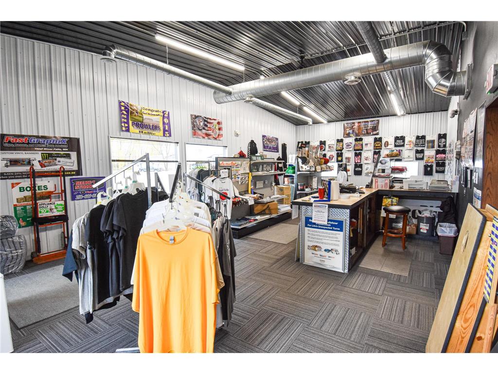 1436 Main Avenue N Thief River Falls MN 56701 6693440 image5