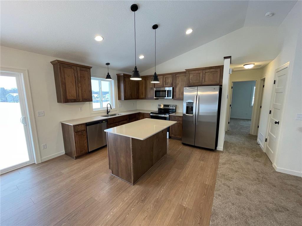 1437 34th Avenue SW Cambridge MN 55008 7011924 image2