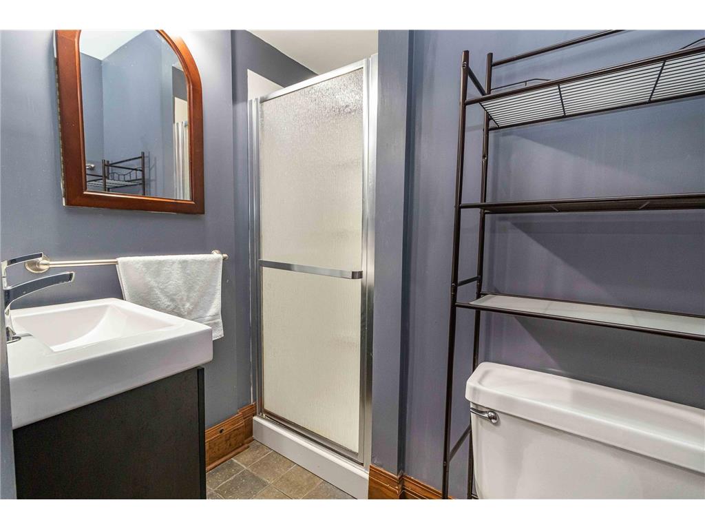 1437 Englewood Avenue Saint Paul MN 55104 7017287 image12