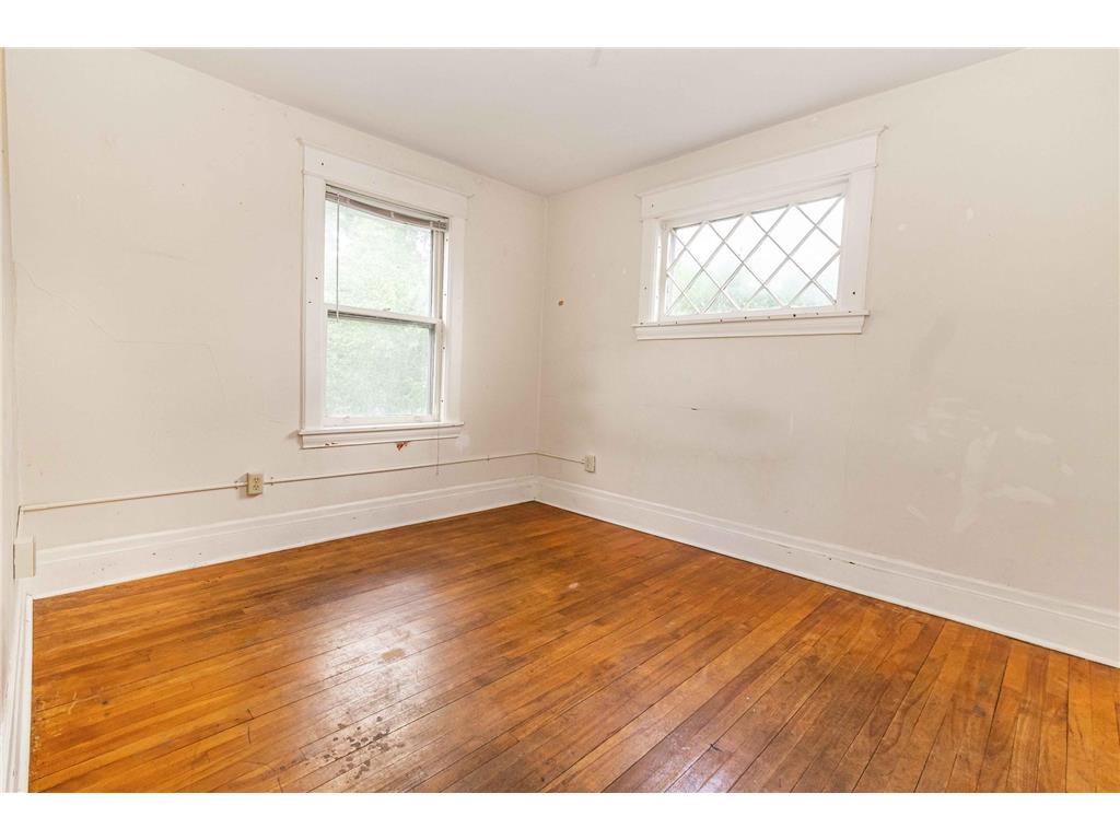 1437 Englewood Avenue Saint Paul MN 55104 7017287 image28