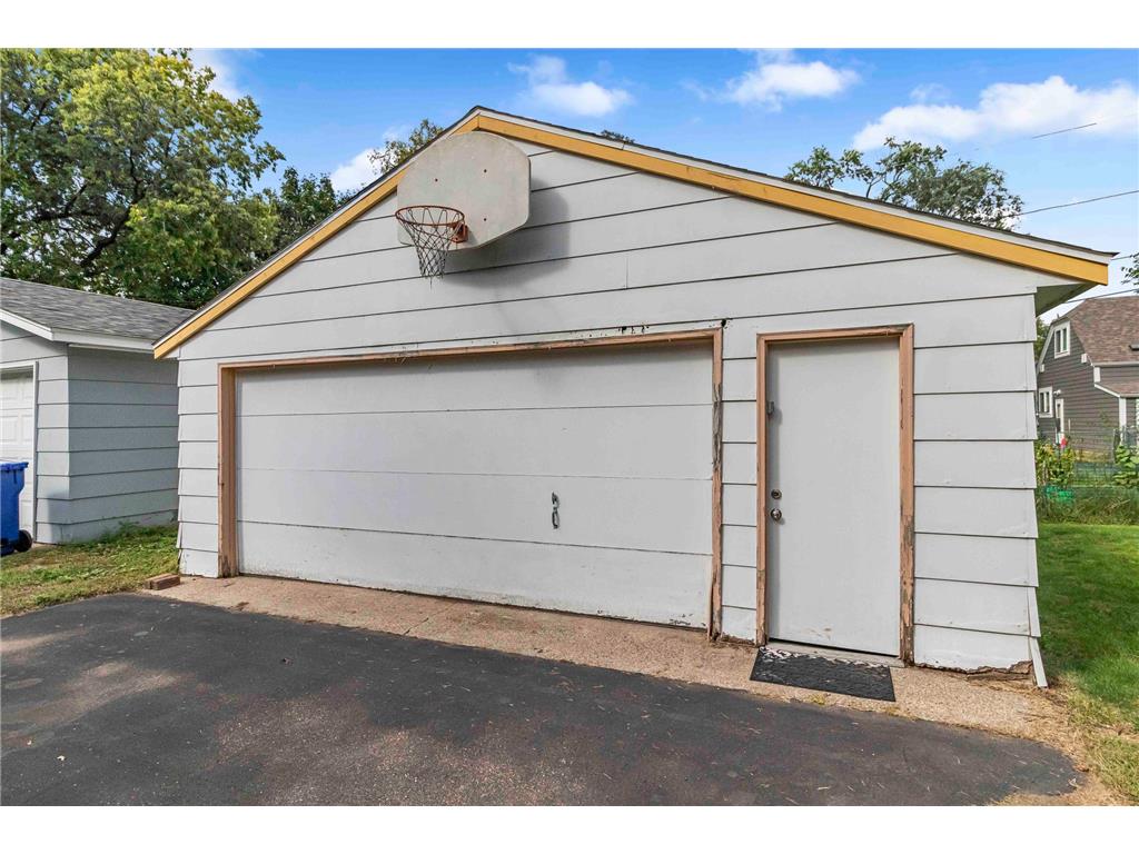 1437 Englewood Avenue Saint Paul MN 55104 7017287 image40