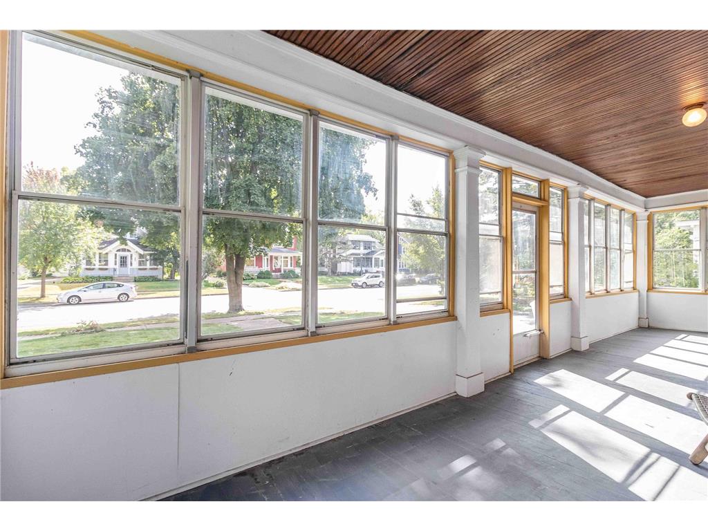 1437 Englewood Avenue Saint Paul MN 55104 7017287 image5