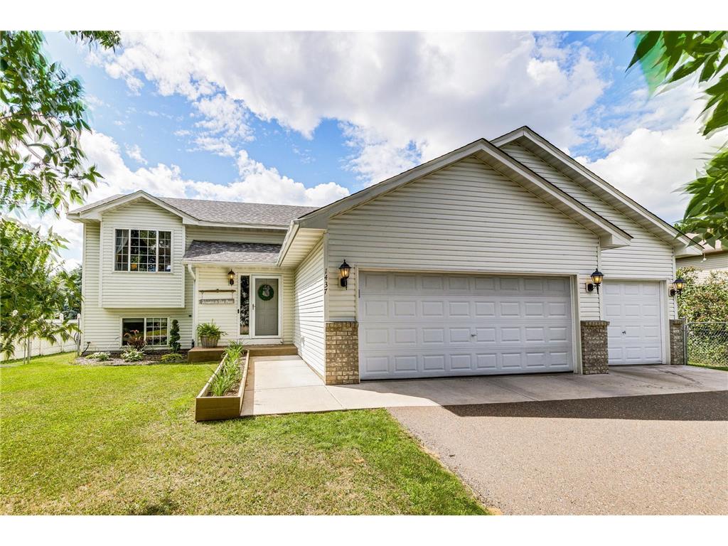 1437 Taft Street S Cambridge MN 55008 6778379 image1