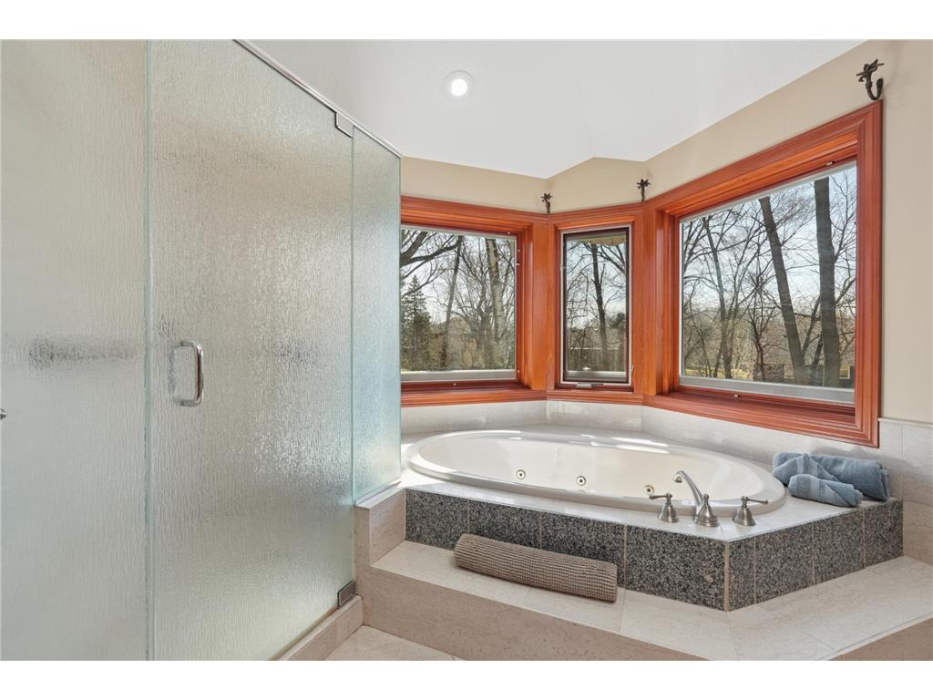 1438 Kings Wood Road Eagan MN 55122 6804327 image20