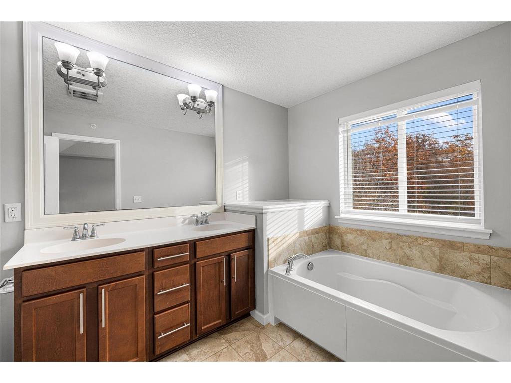 14384 Parkside Court NW Prior Lake MN 55372 6817589 image15