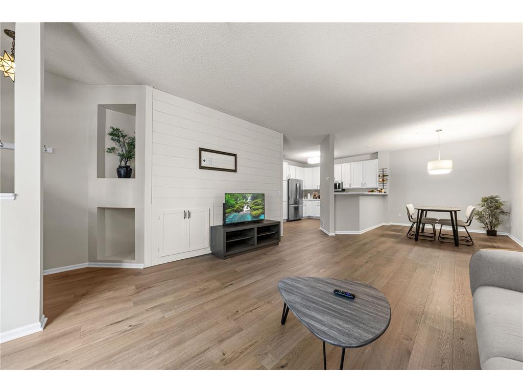 14393 Wilson Drive Eden Prairie MN 55347 7065291 image1