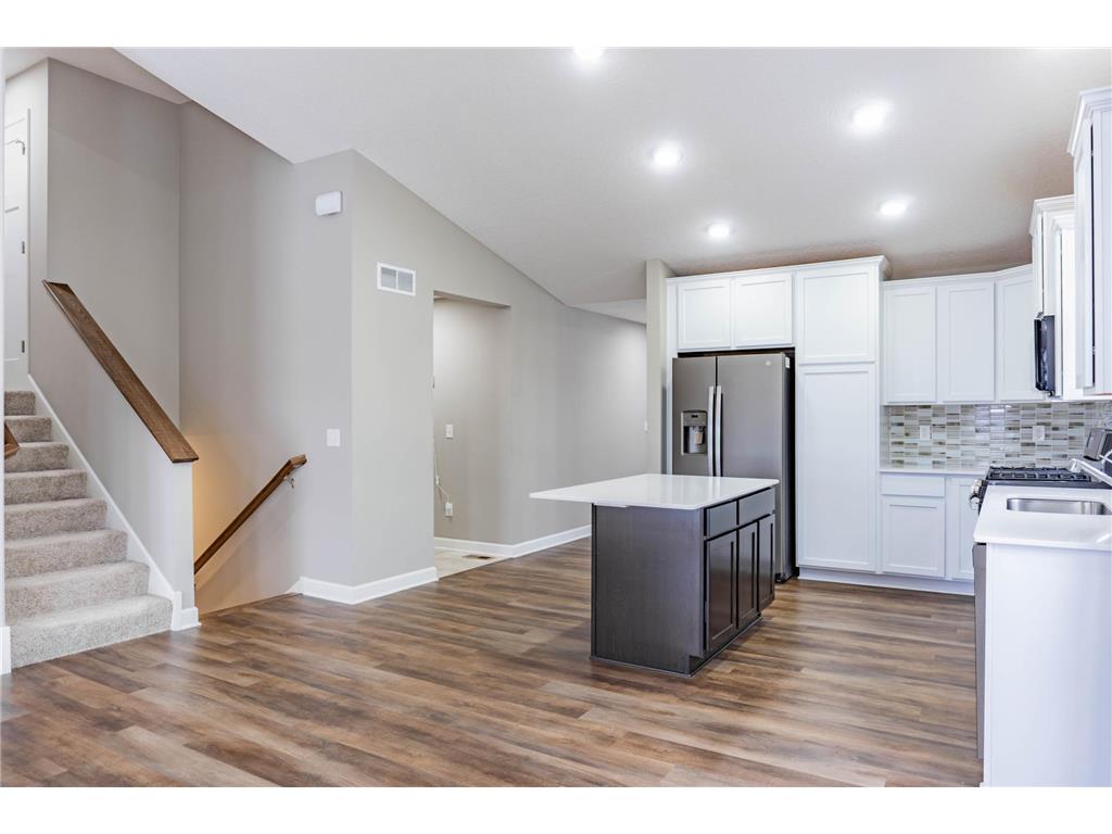 143X Nutmeg Circle Carver MN 55315 6825379 image12