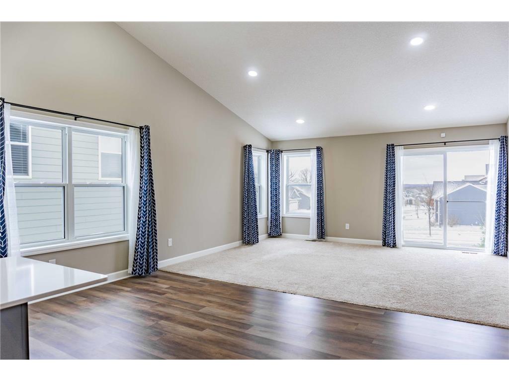 143X Nutmeg Circle Carver MN 55315 6825379 image14