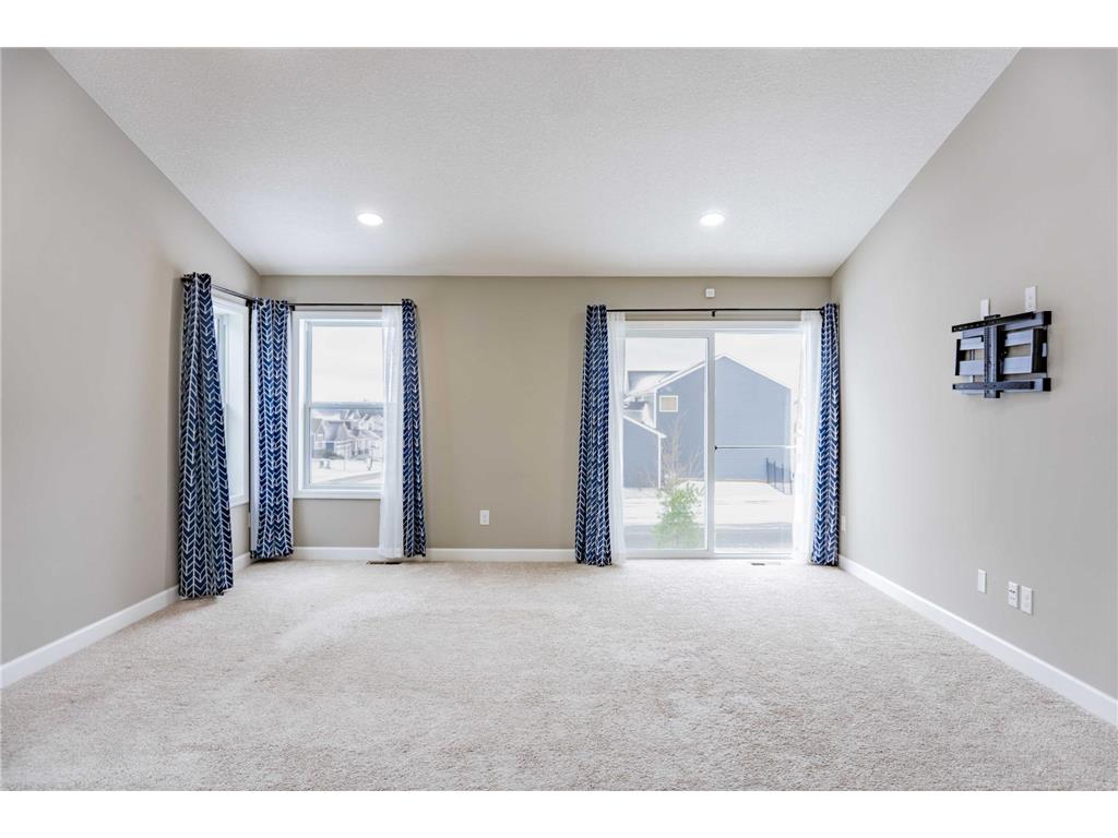 143X Nutmeg Circle Carver MN 55315 6825379 image16