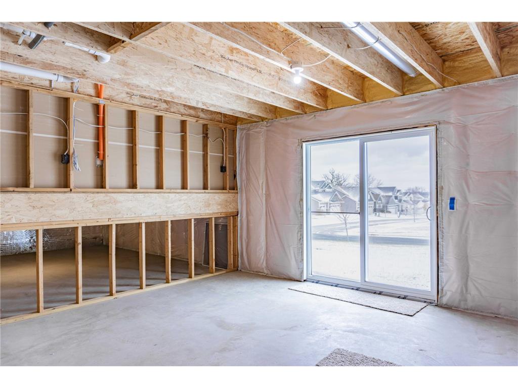 143X Nutmeg Circle Carver MN 55315 6825379 image38