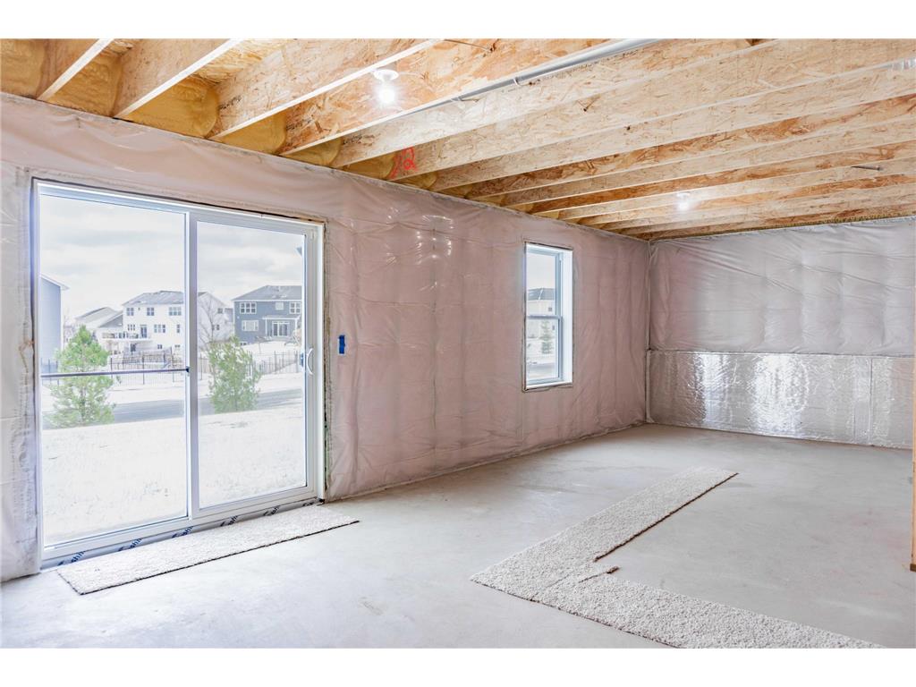 143X Nutmeg Circle Carver MN 55315 6825379 image40