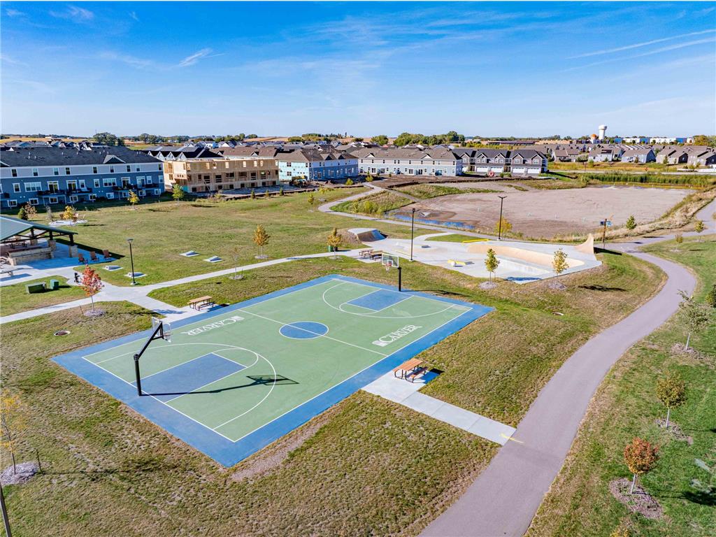 143X Nutmeg Circle Carver MN 55315 6825379 image63