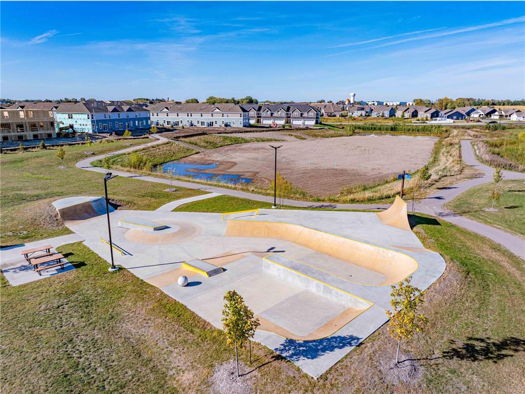 143X Nutmeg Circle Carver MN 55315 6825379 image64