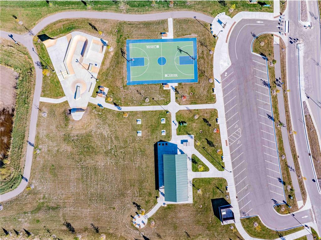 143X Nutmeg Circle Carver MN 55315 6825379 image69