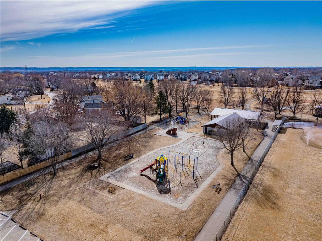 143X Nutmeg Circle Carver MN 55315 6825379 image85