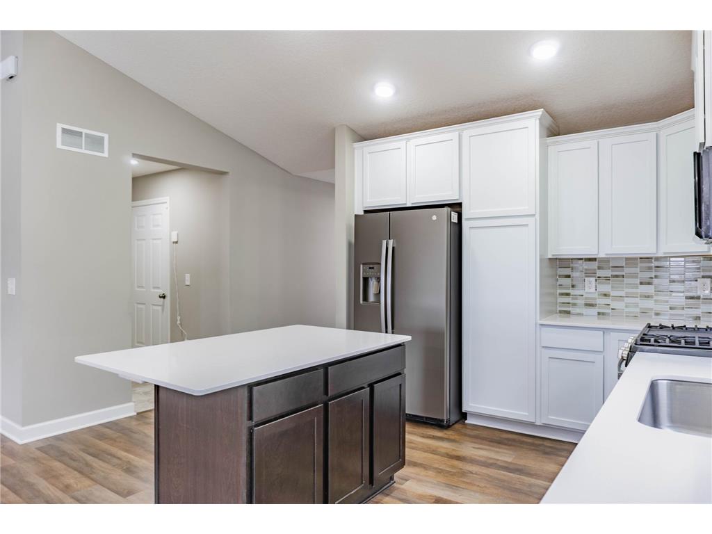 143X Nutmeg Circle Carver MN 55315 6825379 image9