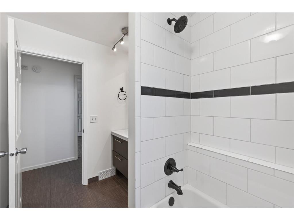 144 8th Avenue S South Saint Paul MN 55075 7071946 image25