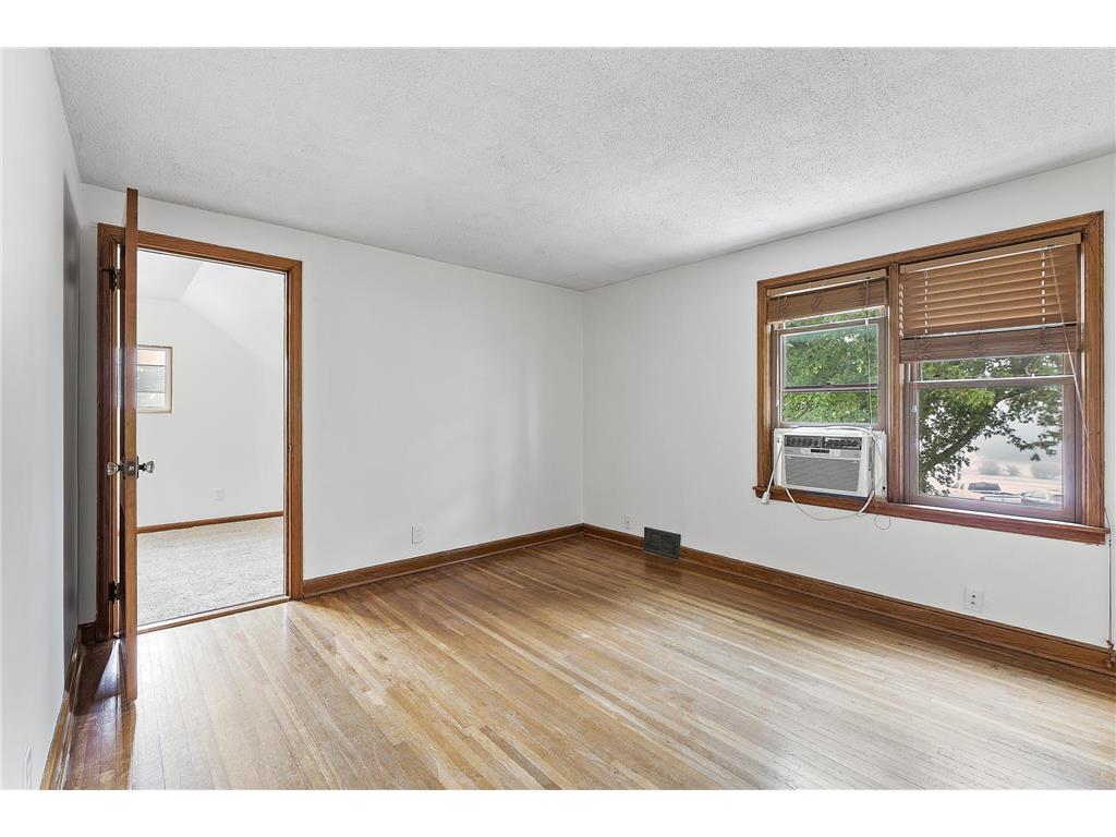 144 8th Avenue S South Saint Paul MN 55075 7071946 image32